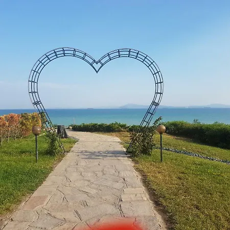 Sarafovo Sea Club * Lŭka